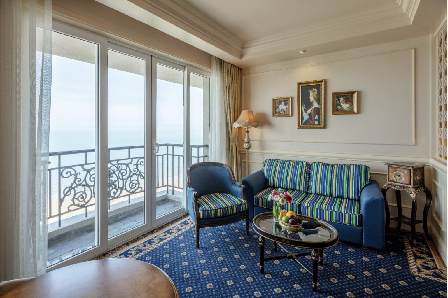 32c771a7-4eaa-41bb-9340-cf965aabbcca-min